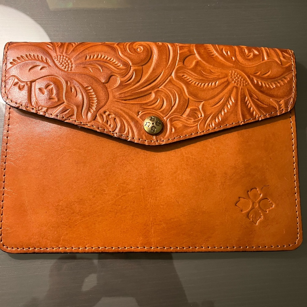 Patricia Nash clutch.  NWT